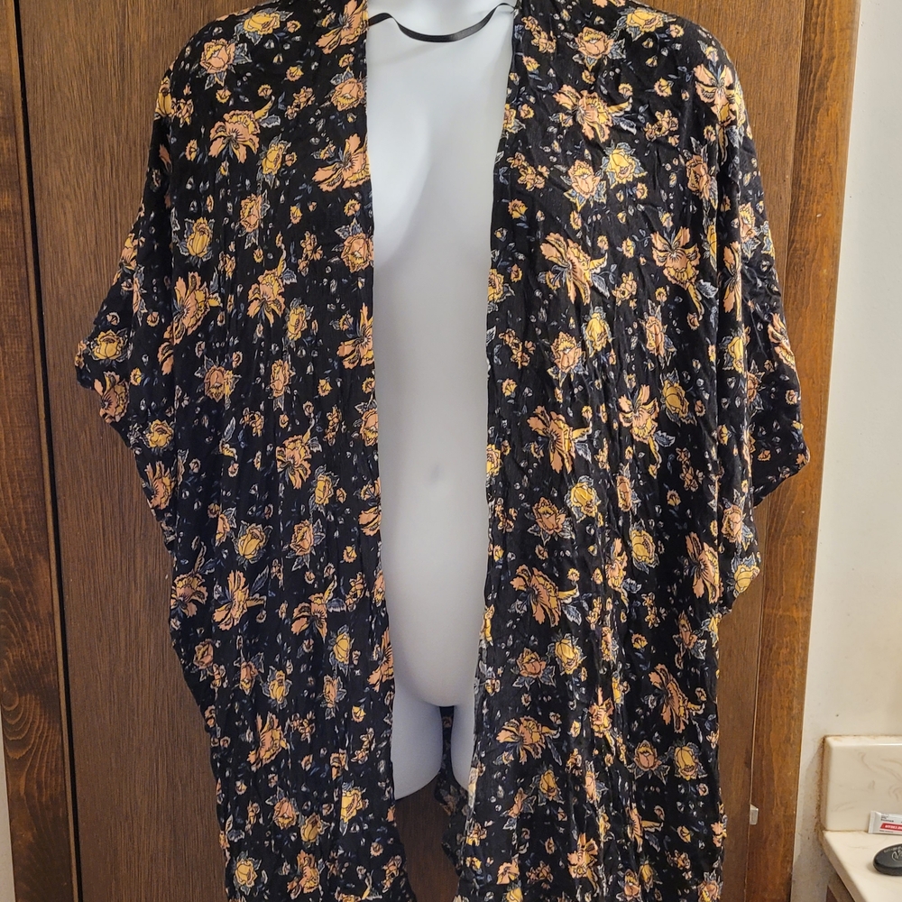 Agnes & Dora Kimono Duster Womens‎  M/L Bloom Cottagecore Boho Fairy Black Peach